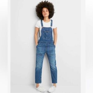 GAP Relaxed Ankle Denim Overalls Medium Indigo